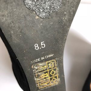 Jeffrey Campbell Shoes - Jeffrey Campbell Last Tahiti Black Suede Wedges Jeffrey Campbell Shoes - Jeffrey Campbell Last Tahiti Black Suede Wedges